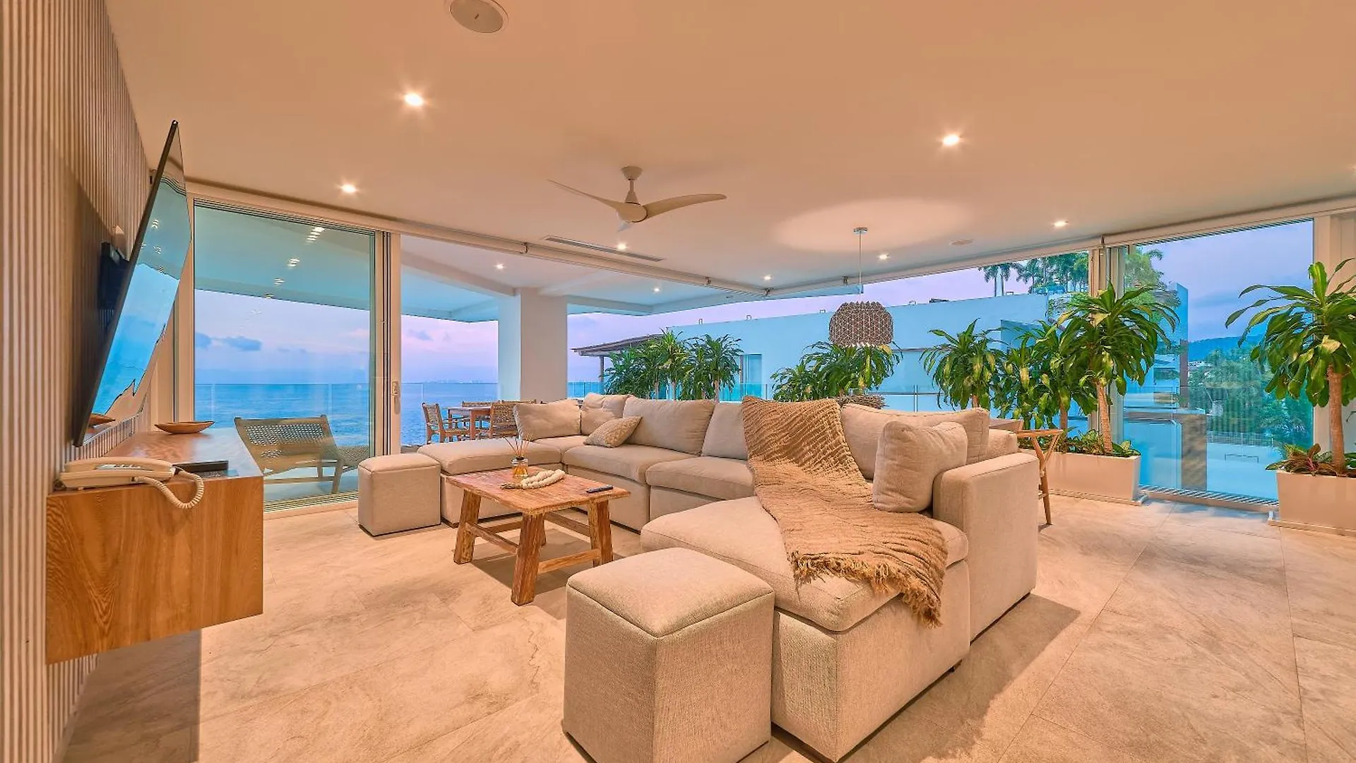 Hotel Maxwell Residences At Indah Puerto Vallarta