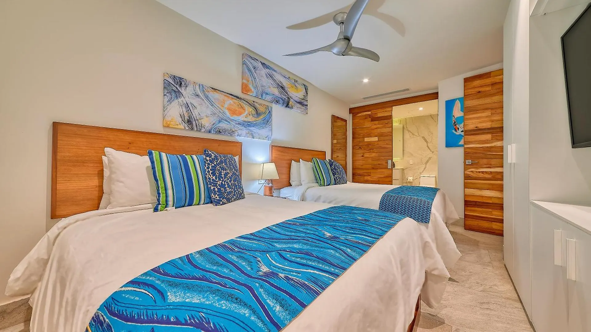 Hotel Maxwell Residences At Indah Puerto Vallarta